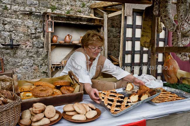 Monteriggioni: La Festa Medievale